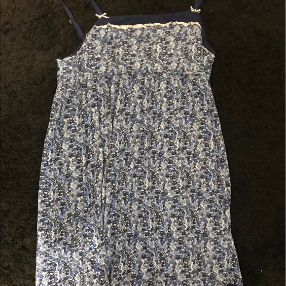 Vera Wang Night Gown/Dress - Picture 2 of 3